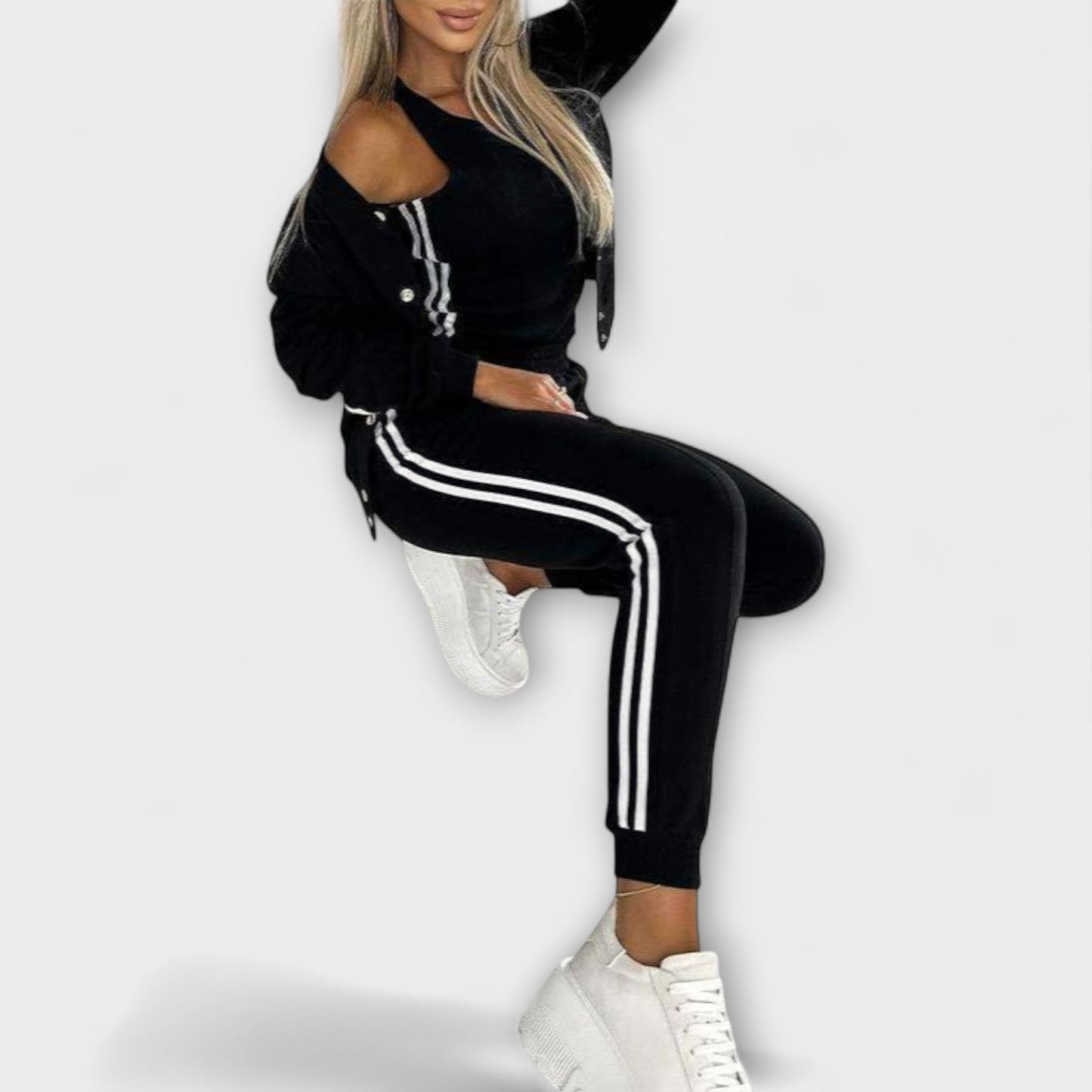 Ruby – Jacket, Waistcoat and Trousers Set