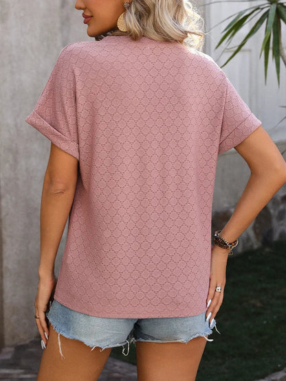 Mira Bloom ™ | Casual Blouse with V-Neck in Solid Colour and Button