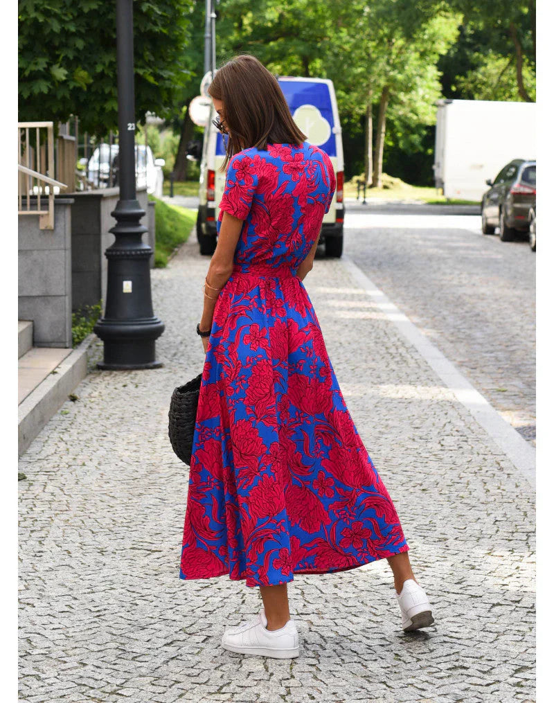 Nuvia™ | Flared Dress with V-Neck