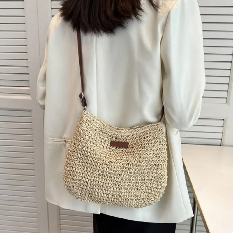 Berry shoulder bag